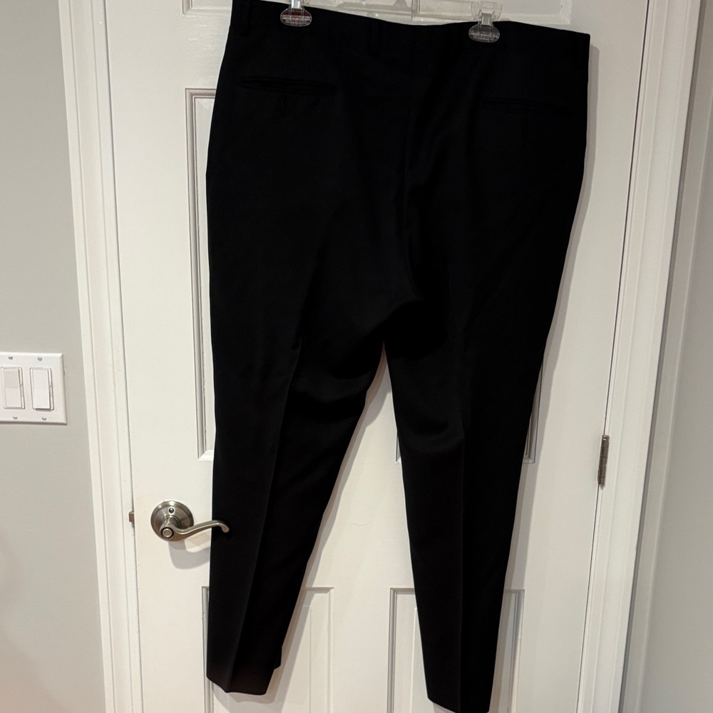 Jos. A. Bank Black Men's Dress Pants - Classic Flat Front 40x31” - Picture 3 of 5